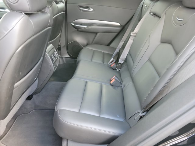Used 2025 Cadillac XT4 Premium Luxury image 9
