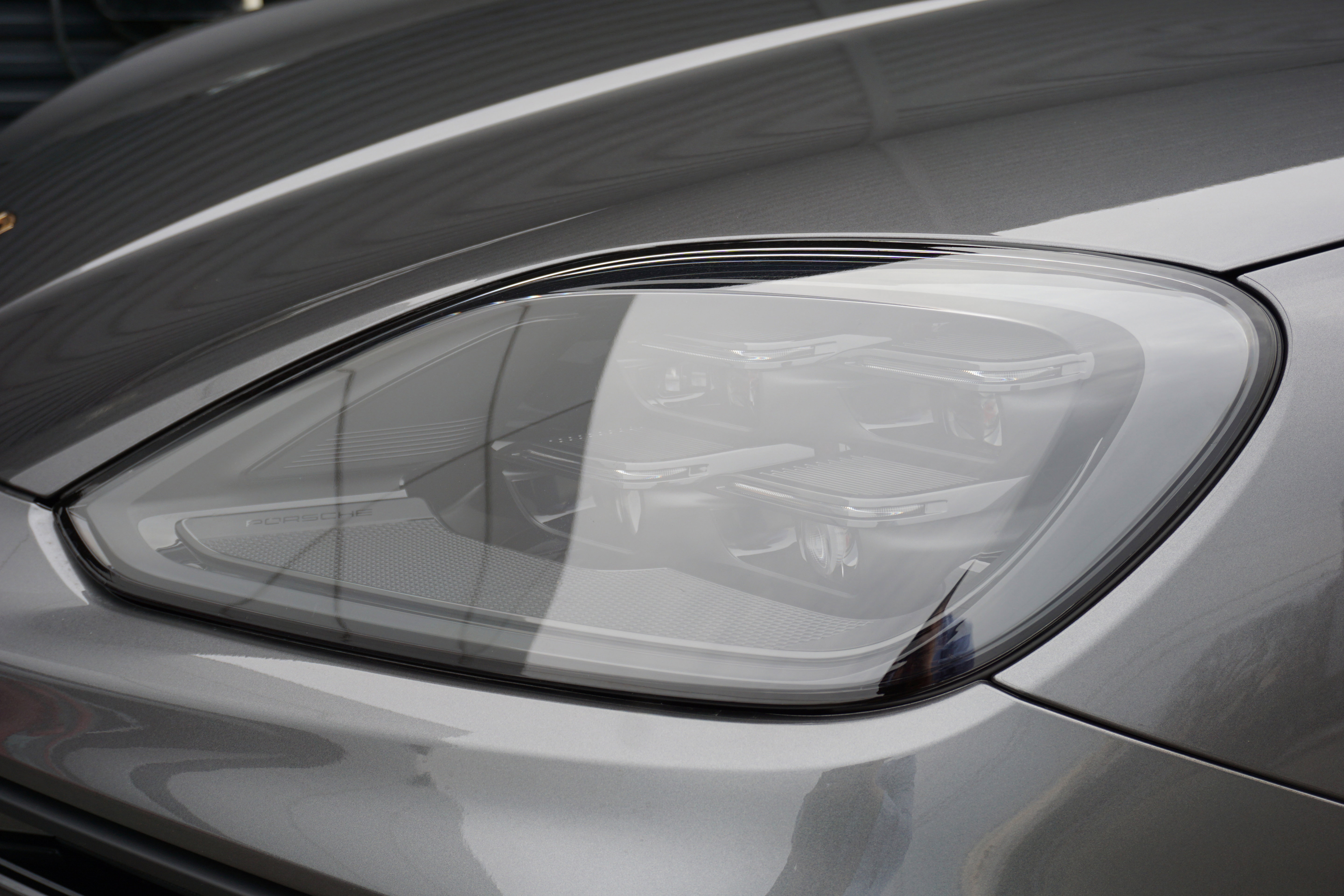 Certified 2025 Porsche Cayenne GTS image 13