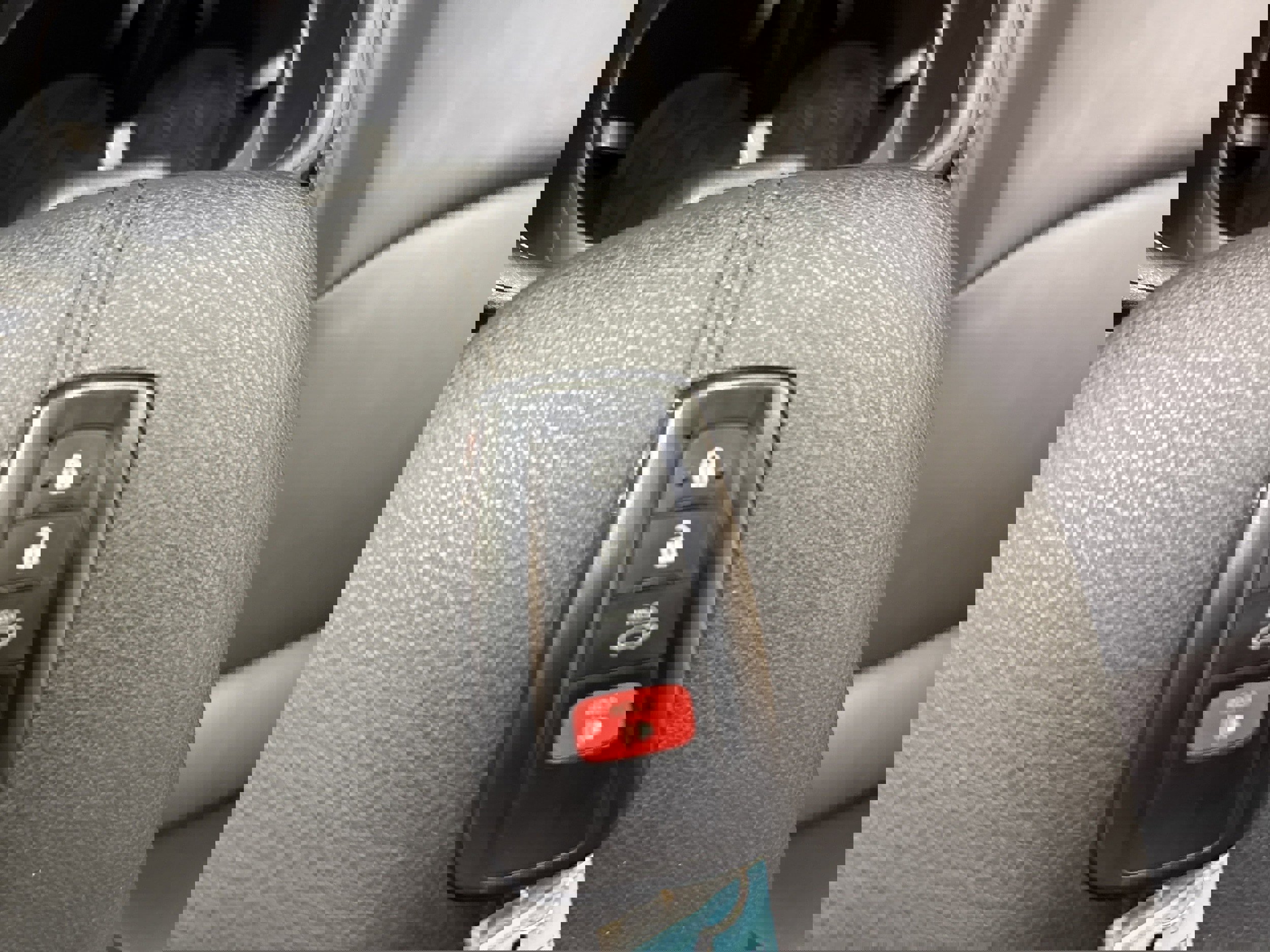 Used 2023 Toyota RAV4 XLE Premium image 36