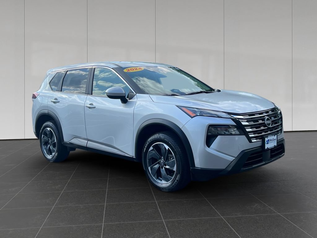 Used 2024 Nissan Rogue SV AWD/4WD image 7