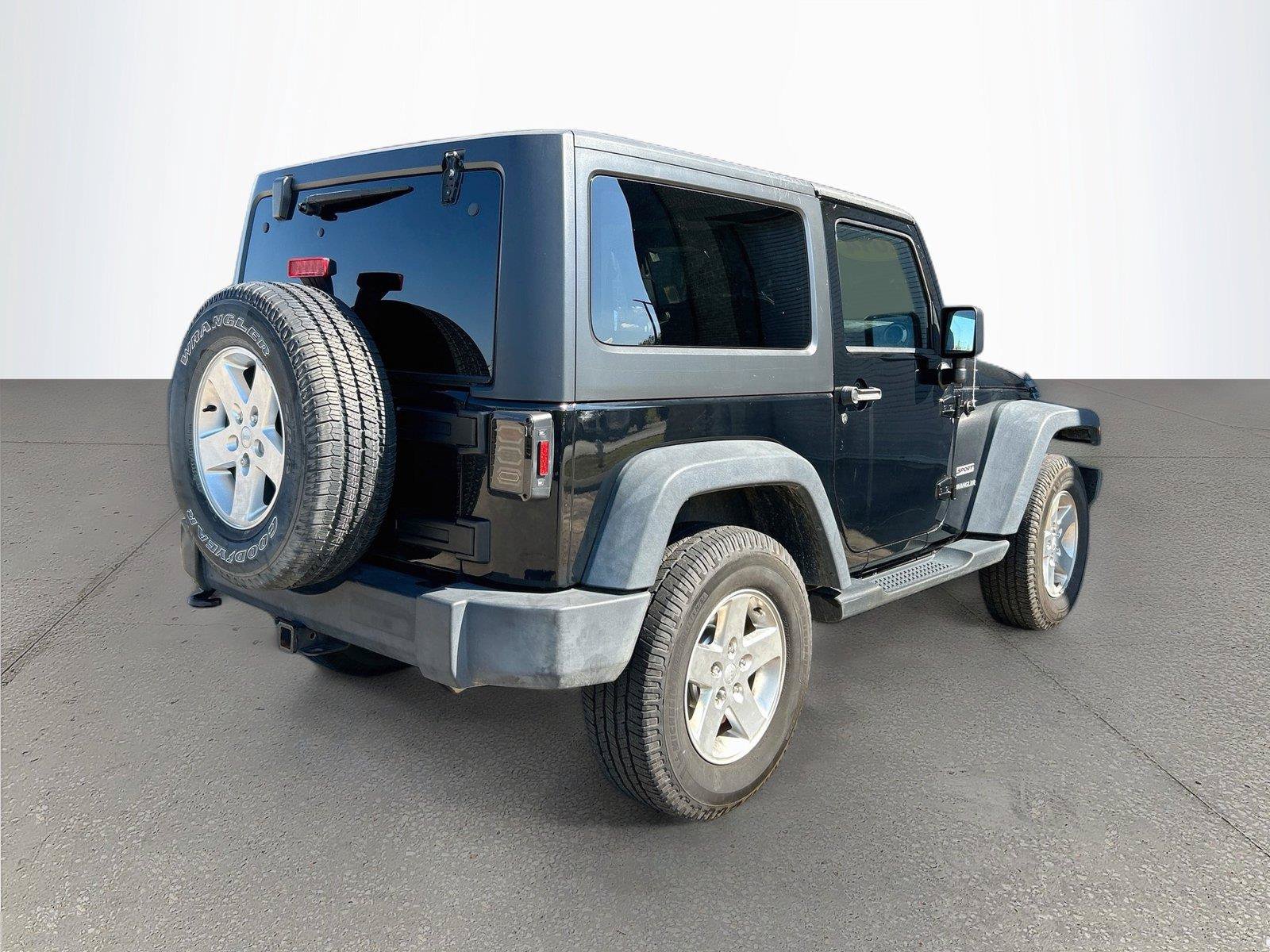 Used 2014 Jeep Wrangler Sport w/ Quick Order Package 24S AWD/4WD image 4