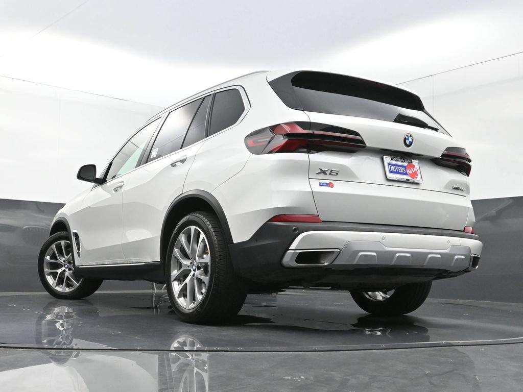 Used 2024 BMW X5 xDrive40i w/ Premium Package AWD/4WD image 31
