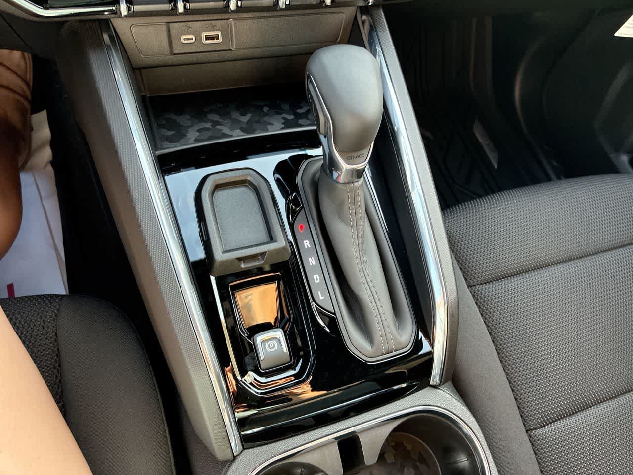 New 2026 GMC Canyon Elevation RWD image 16