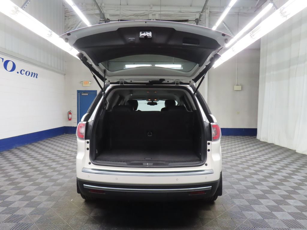 Used 2015 GMC Acadia SLT image 34