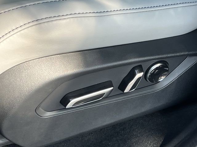Certified 2026 Acura MDX w/ Technology Package FWD image 29
