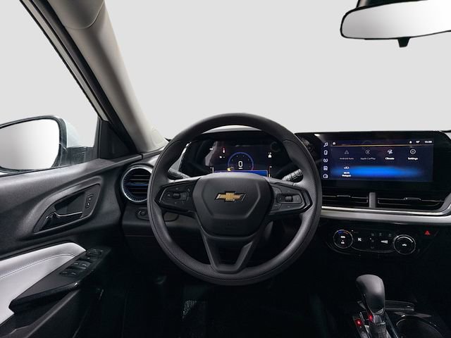 New 2026 Chevrolet Trax LT image 23