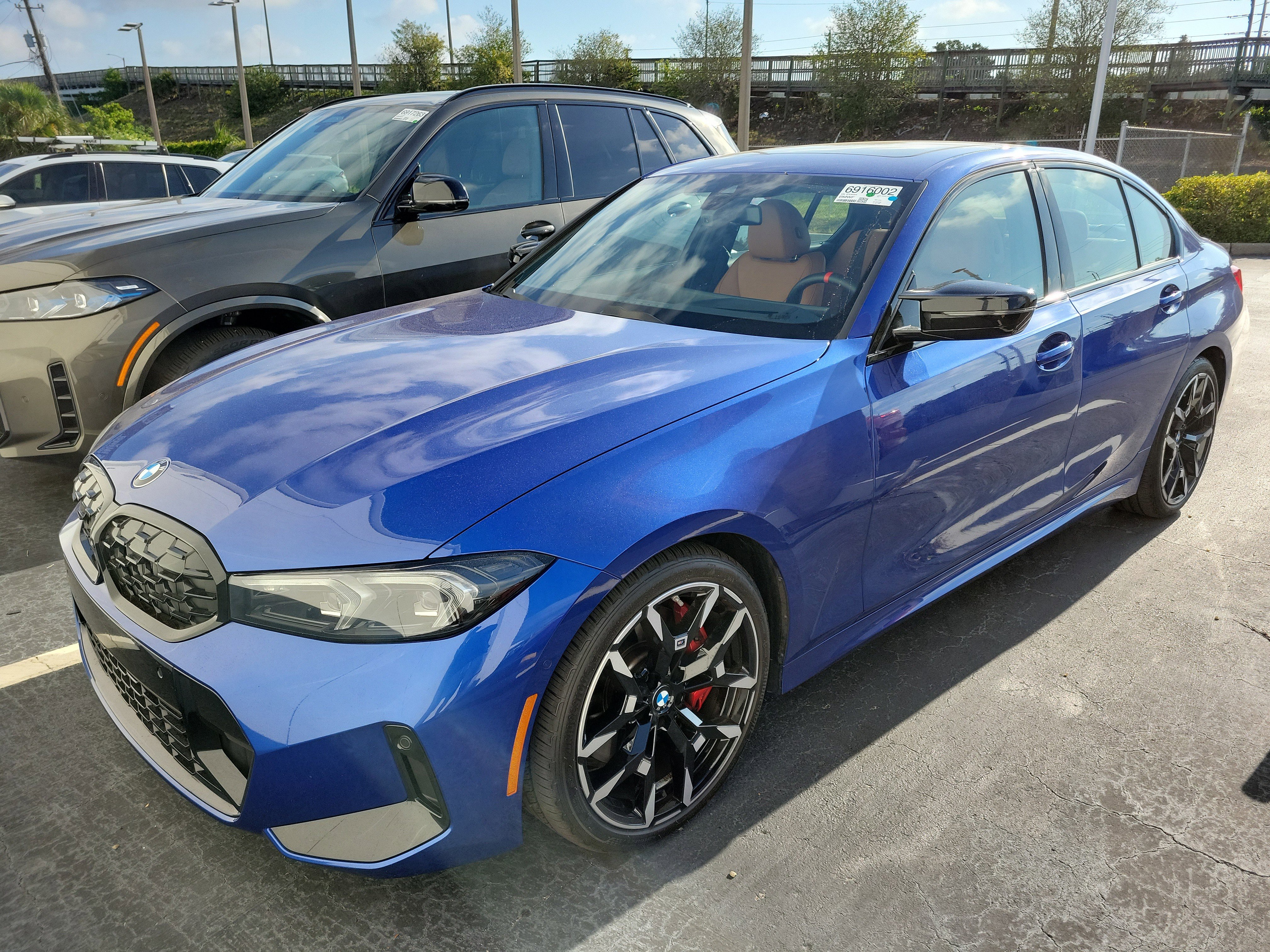 Used 2025 BMW M340i Sedan RWD image 1