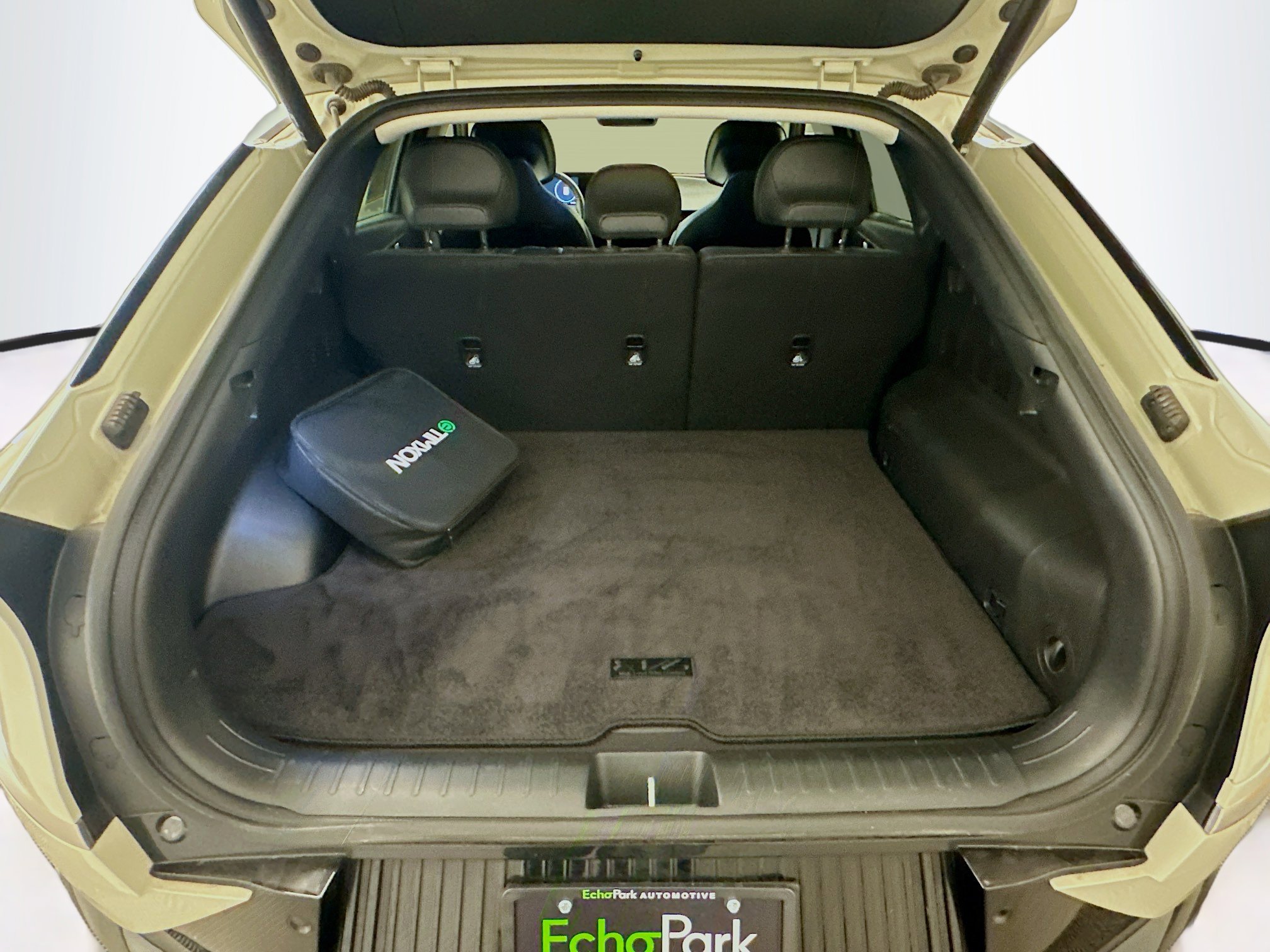 Used 2024 Kia EV6 Wind w/ Wind Technology Package AWD/4WD image 30