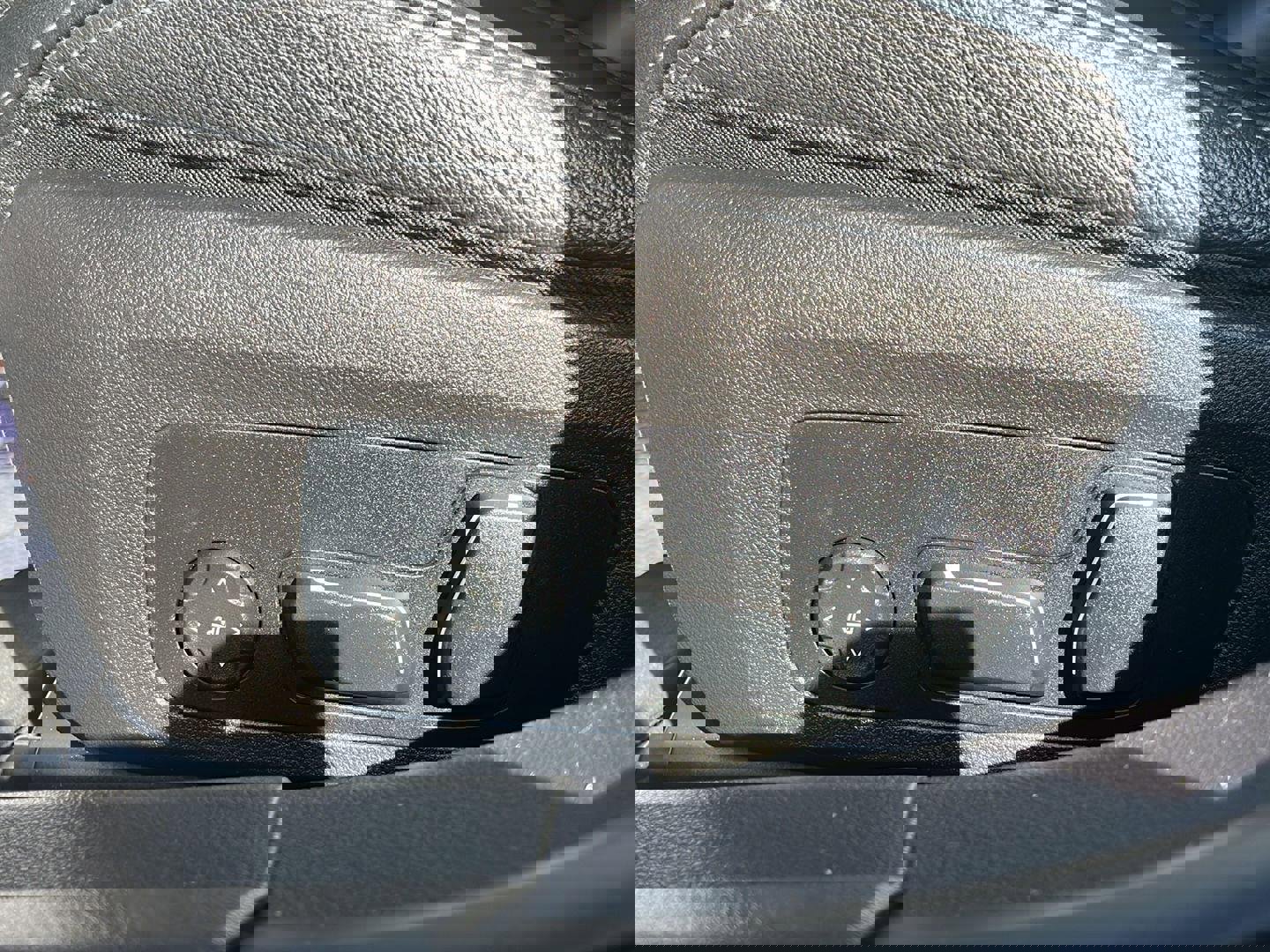 Used 2024 BMW 330e 330e image 24