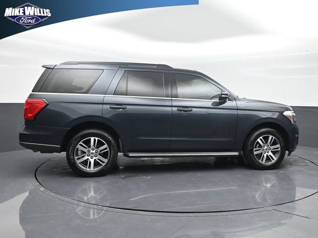 Used 2023 Ford Expedition XLT RWD image 8