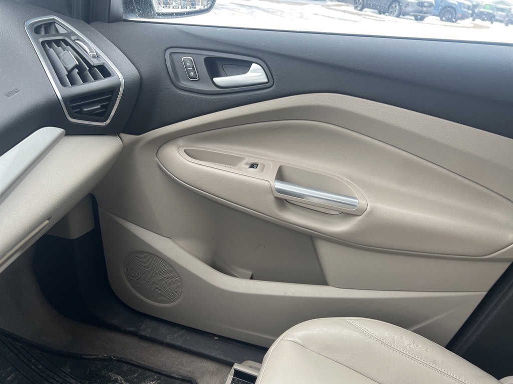 Used 2013 Ford Escape SEL image 27