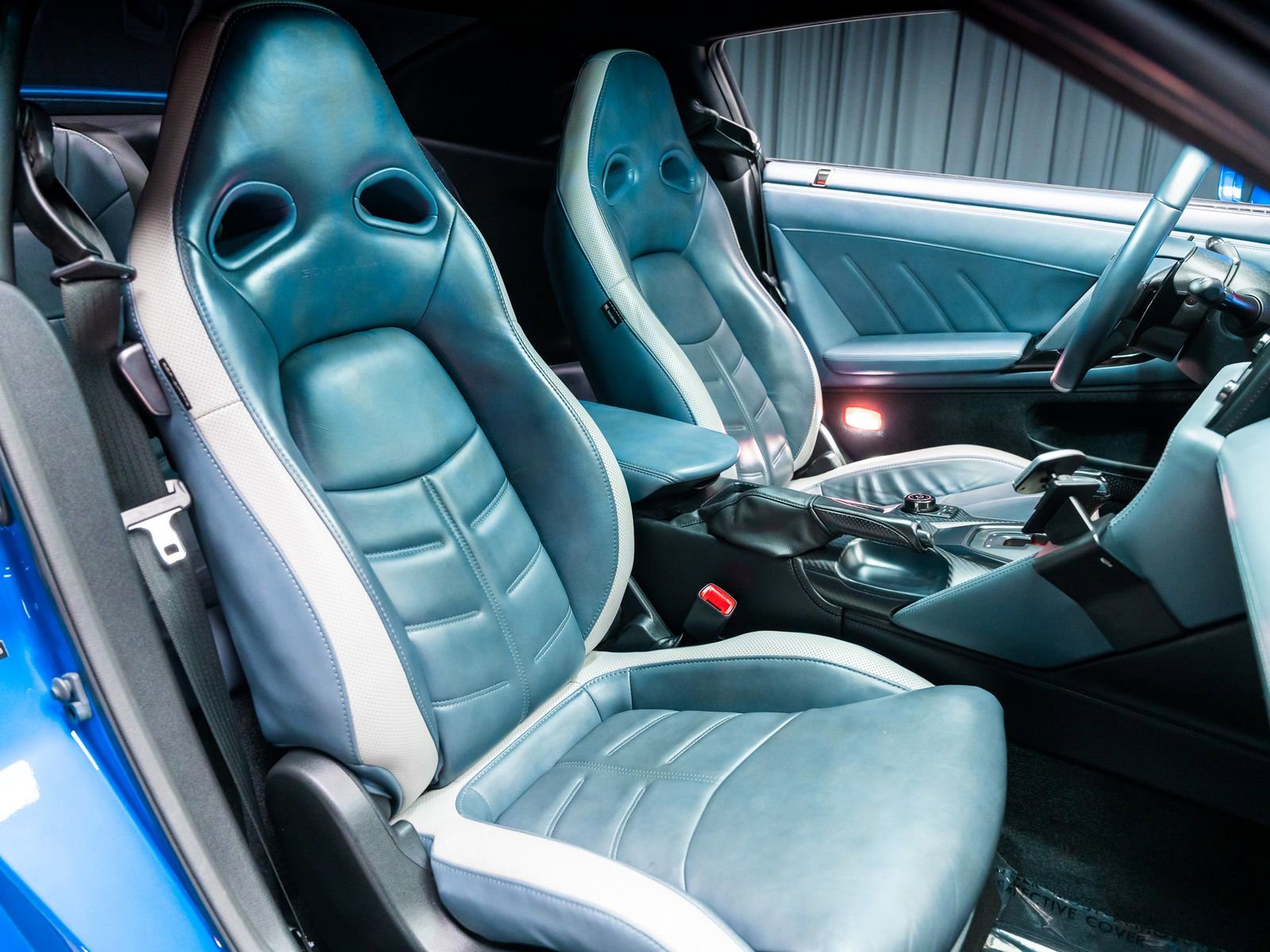 Used 2020 Nissan GT-R Premium image 62