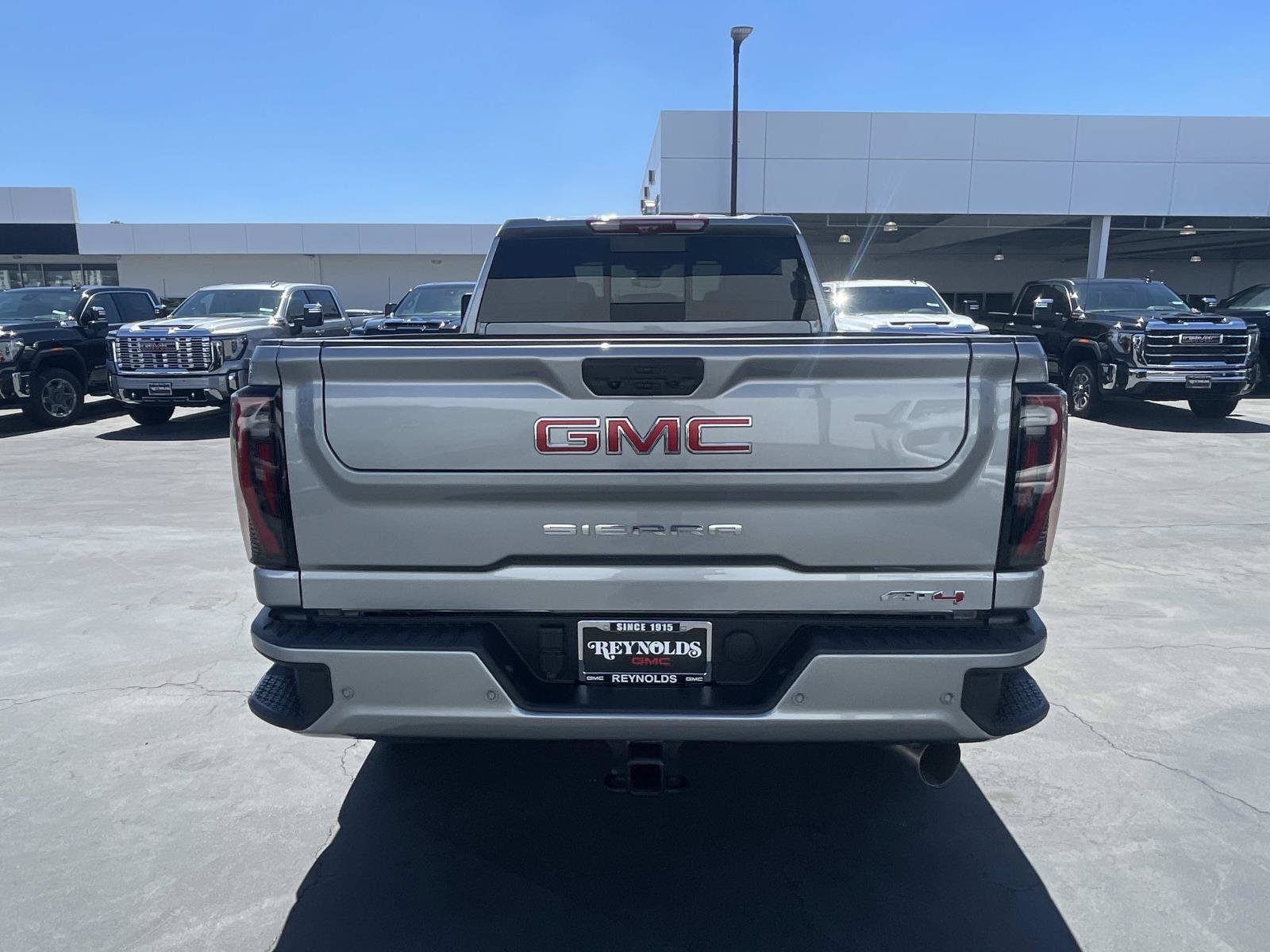 New 2026 GMC Sierra 2500 AT4 w/ AT4 Premium Plus Package AWD/4WD image 6