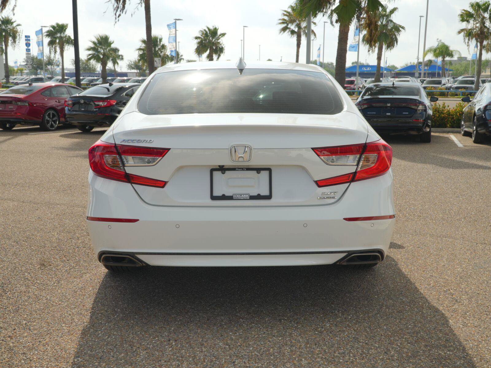 Used 2019 Honda Accord Touring image 11