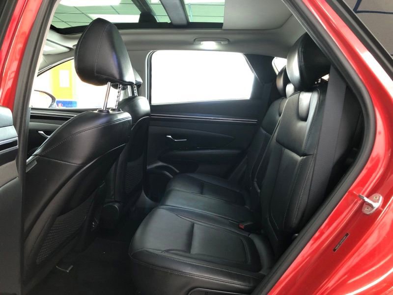 Used 2023 Hyundai Tucson Limited image 17