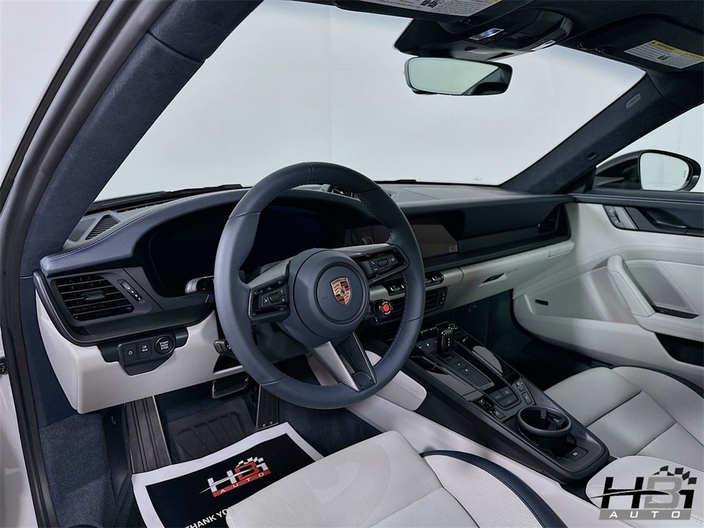 Used 2026 Porsche 911 Carrera GTS image 10