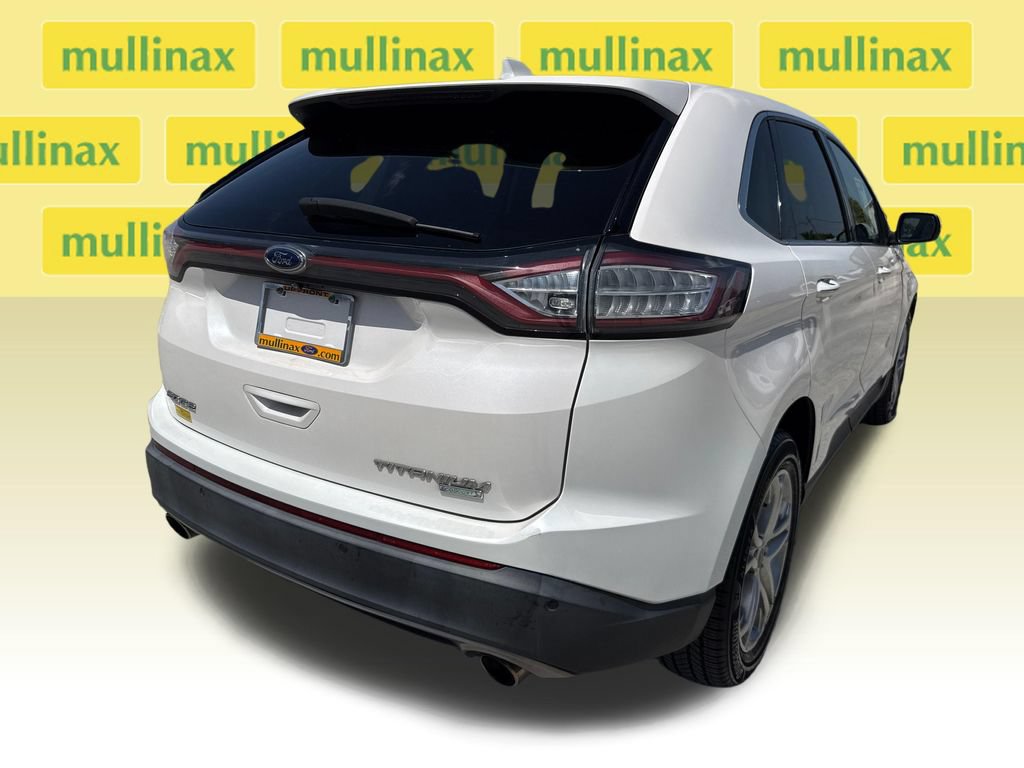 Used 2016 Ford Edge Titanium w/ Technology Package FWD image 4
