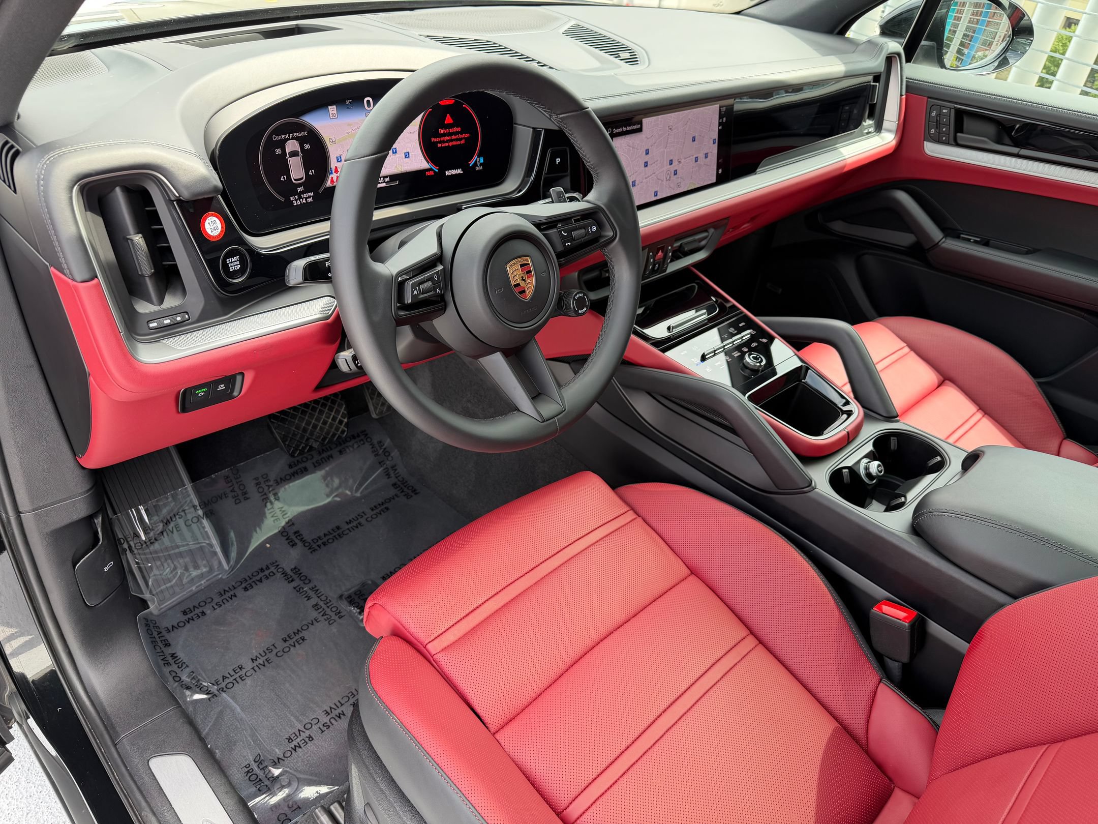 Certified 2026 Porsche Cayenne AWD/4WD image 4