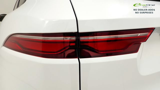 Used 2026 Jaguar F-PACE R-Dynamic S AWD/4WD image 27