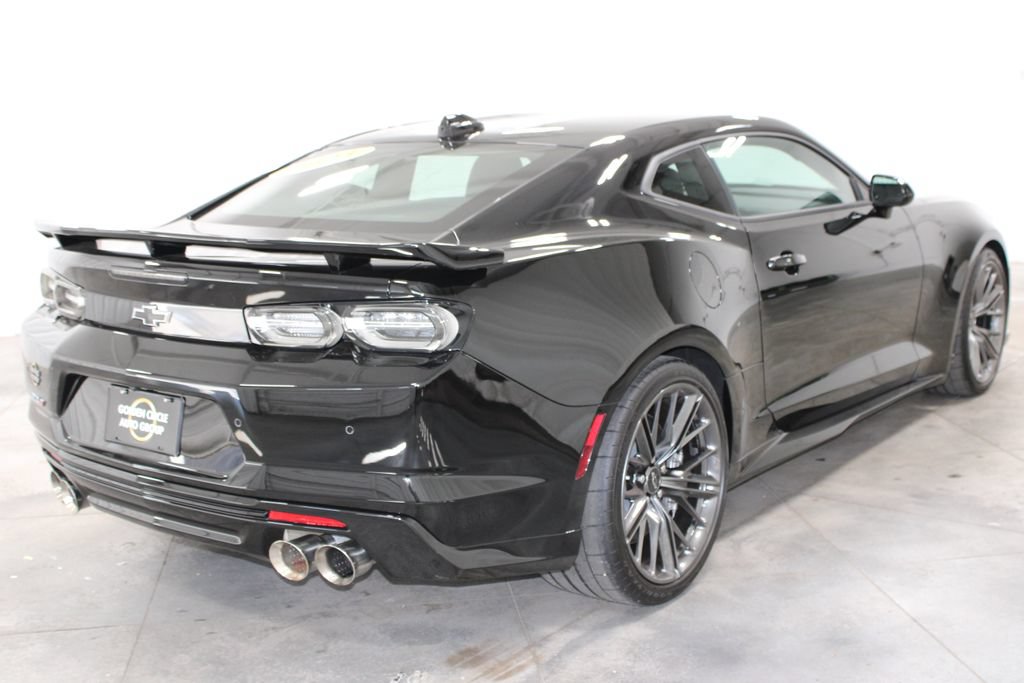 Used 2023 Chevrolet Camaro ZL1 RWD image 9