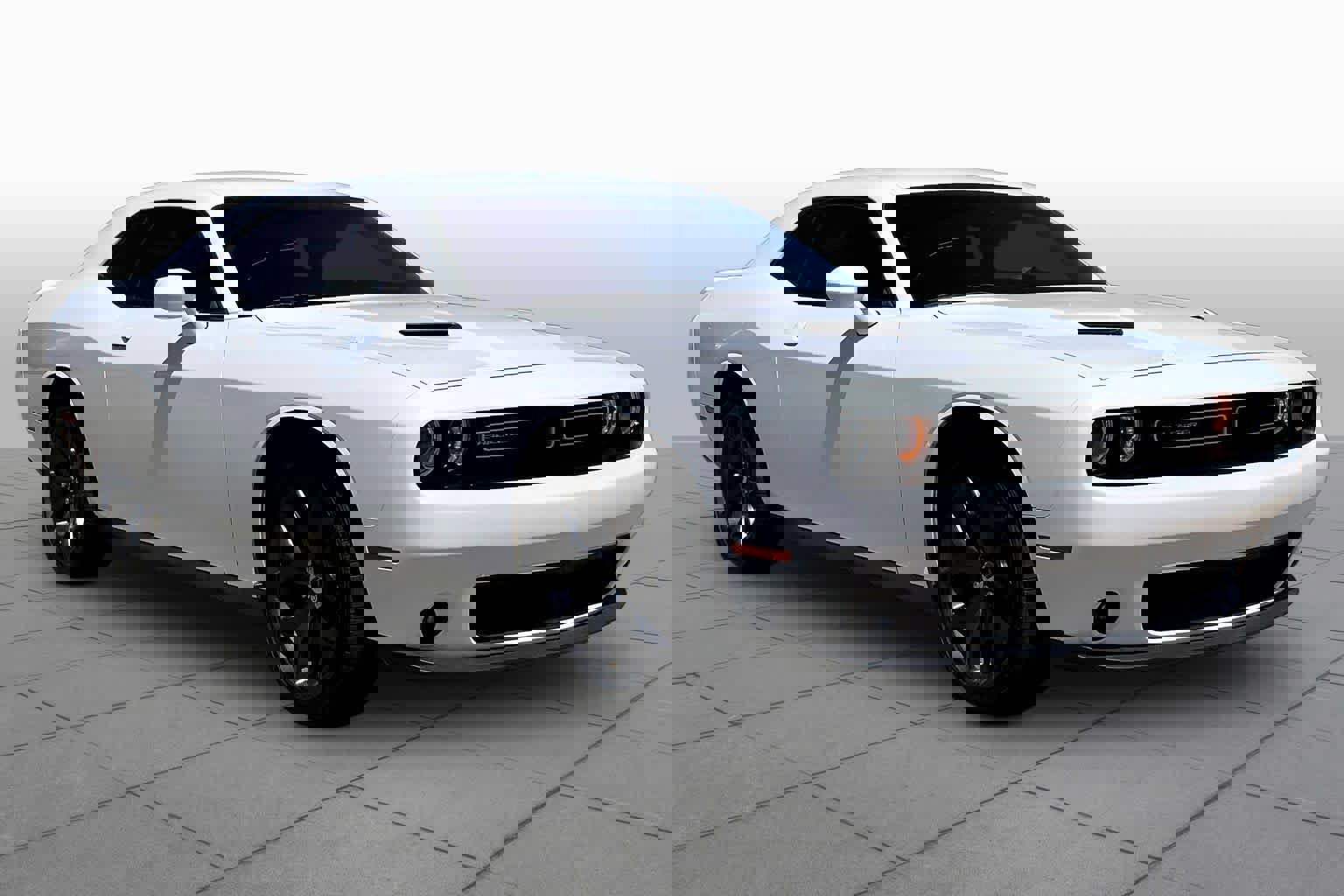 Used 2018 Dodge Challenger SXT Plus image 2