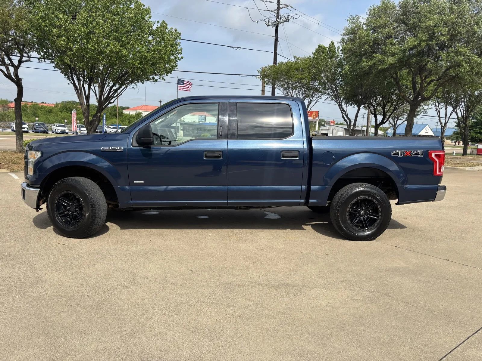 Used 2016 Ford F150 XLT AWD/4WD image 10