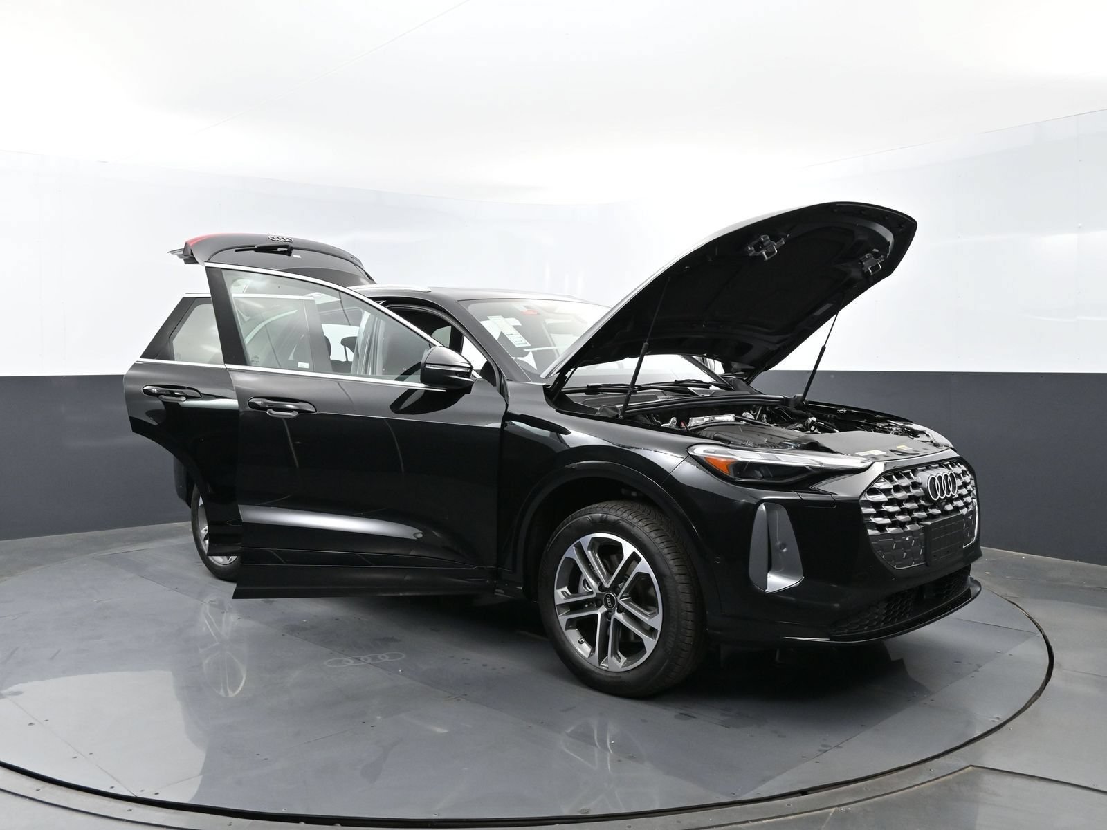 New 2026 Audi Q5 Premium AWD/4WD image 31