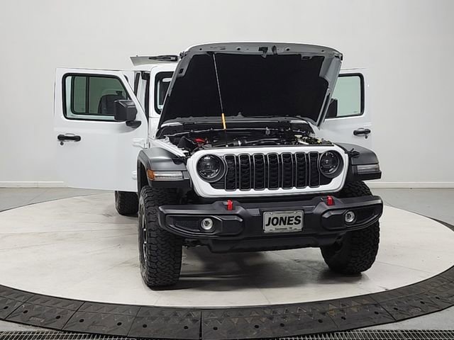 Used 2025 Jeep Wrangler Unlimited Rubicon AWD/4WD image 10