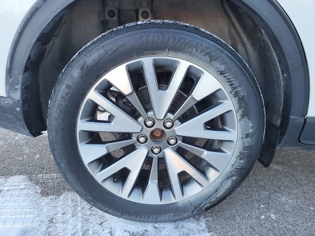 Used 2022 Ford Escape Titanium w/ Class II Trailer Tow Package image 14