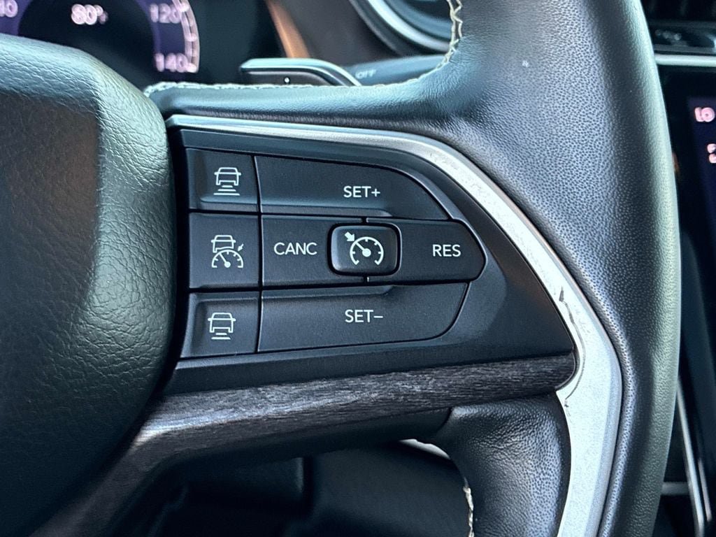 Certified 2021 Jeep Grand Cherokee L Limited AWD/4WD image 28
