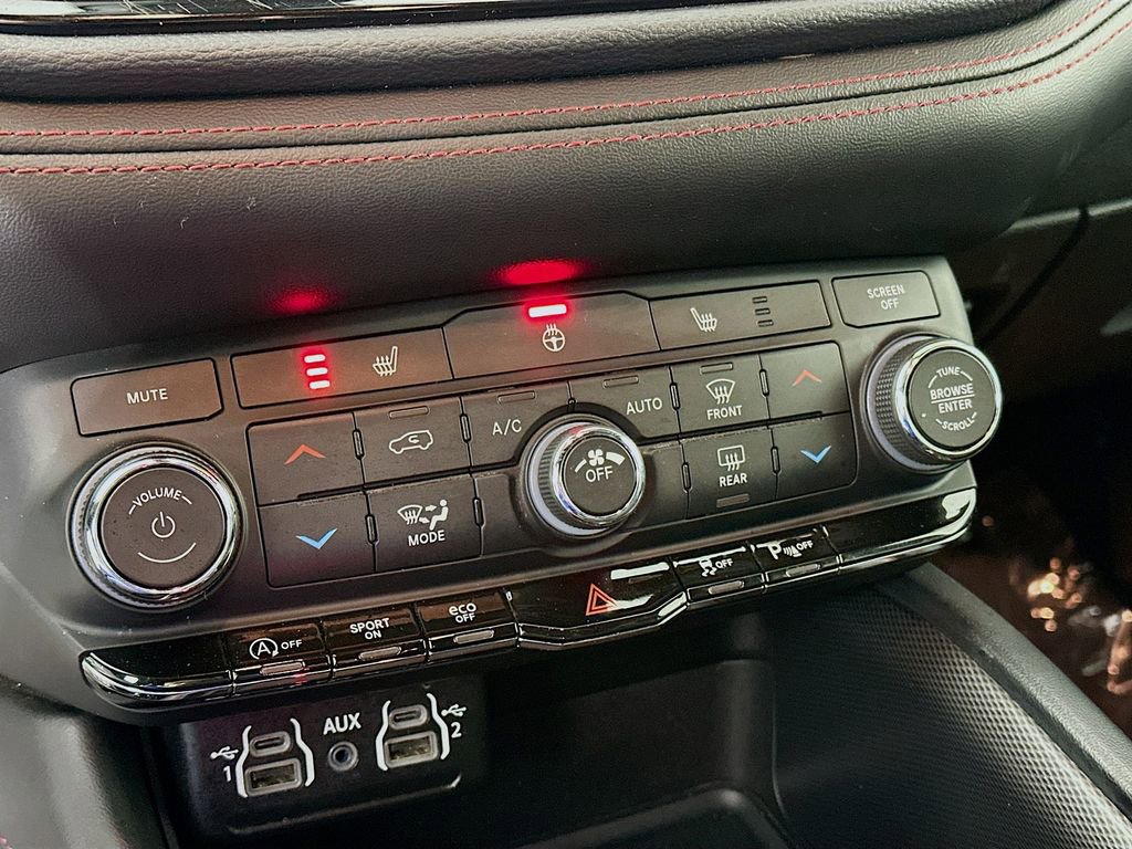 Used 2023 Dodge Durango GT image 24