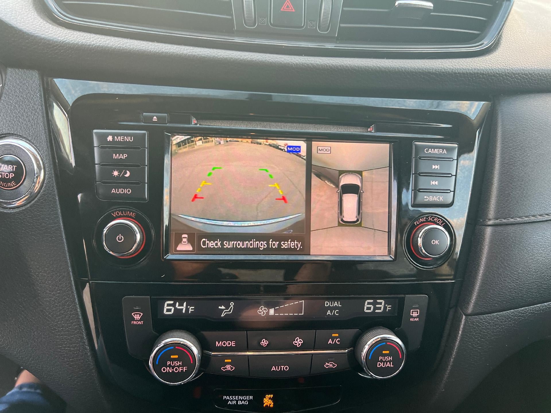 Used 2018 Nissan Rogue SV w/ Premium Package AWD/4WD image 16