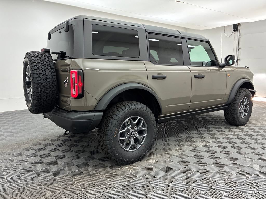 New 2025 Ford Bronco Badlands image 7