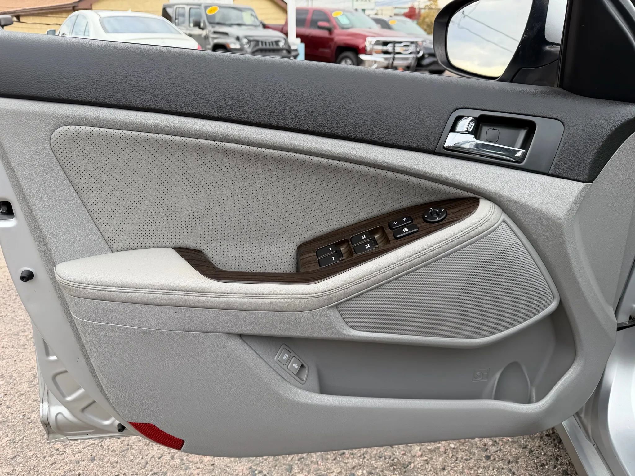 Used 2013 Kia Optima EX image 12