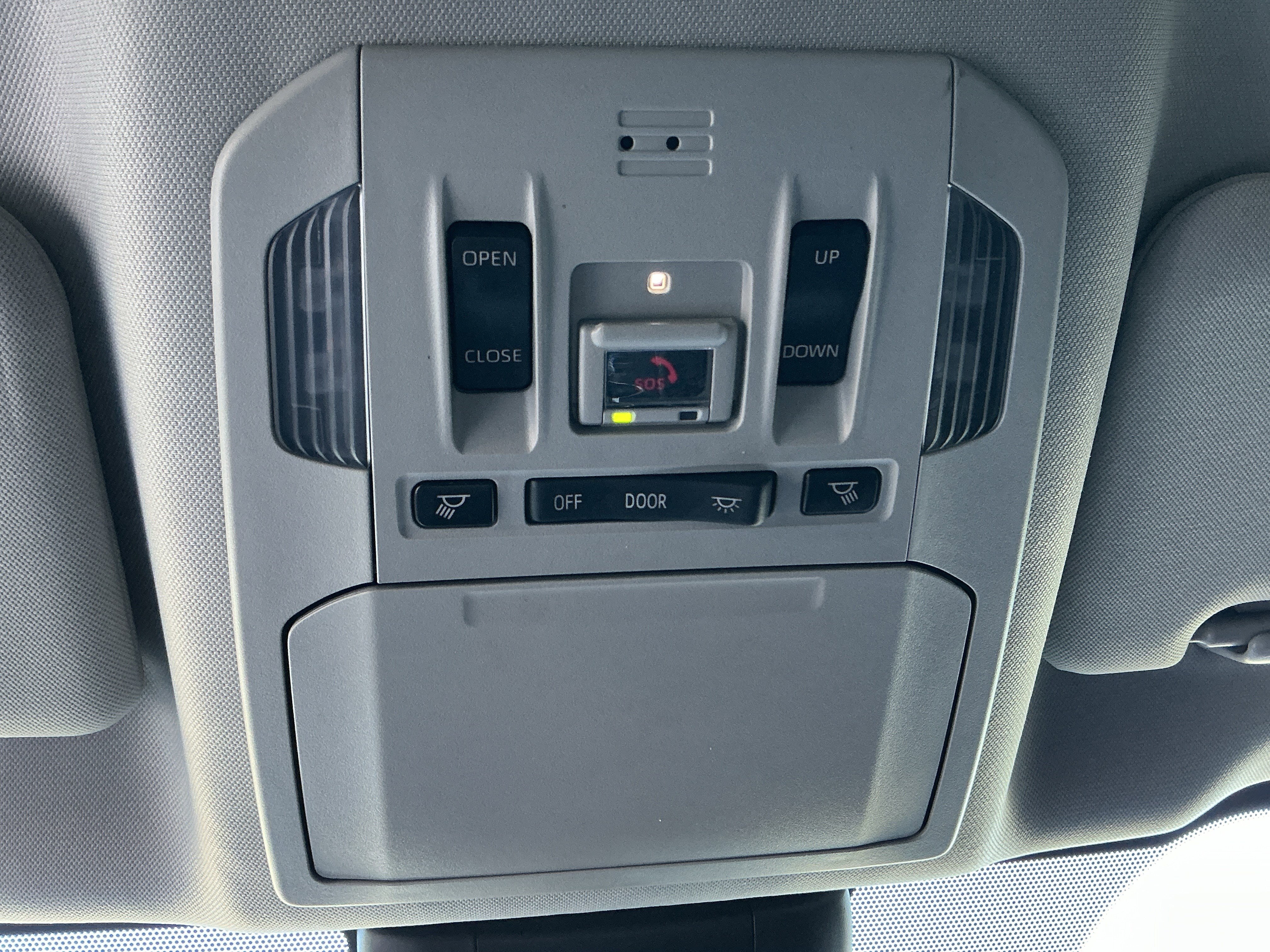 Used 2023 Toyota Highlander XLE image 31