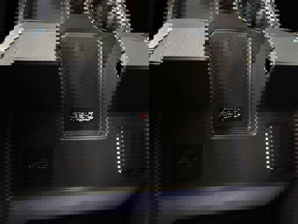 Certified 2022 Chevrolet Silverado 1500 LTZ image 37