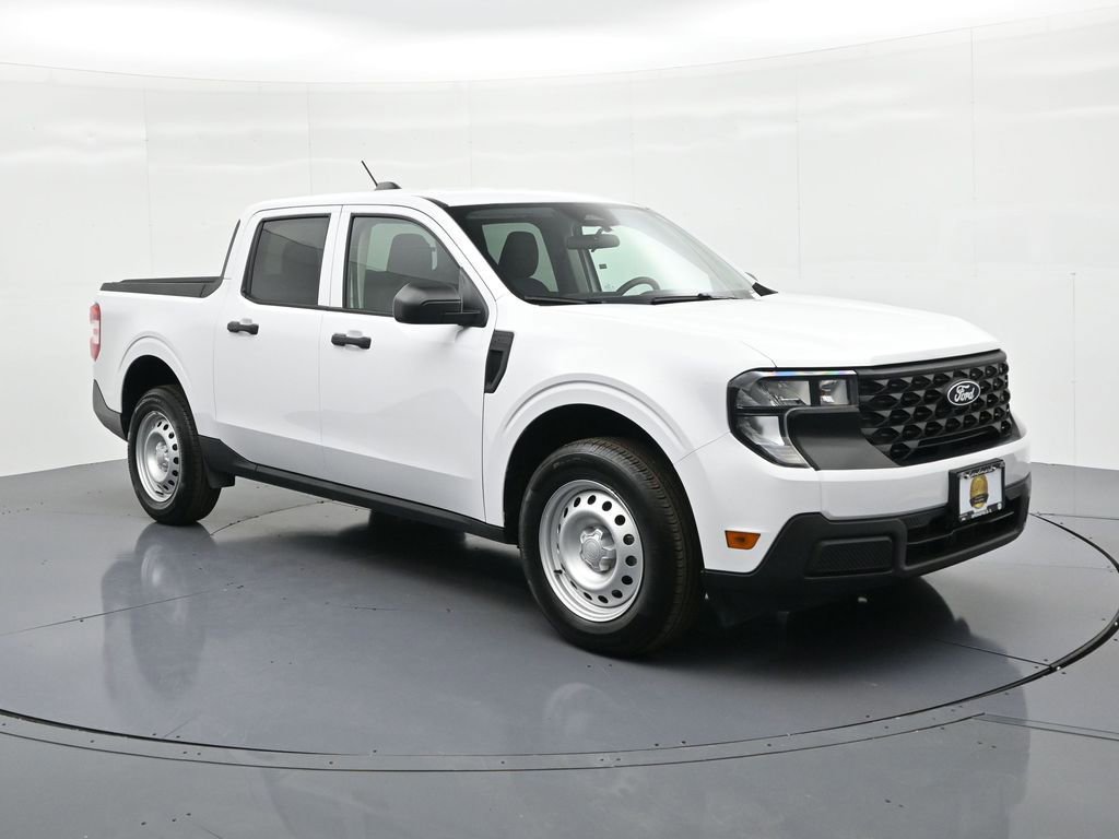 Used 2025 Ford Maverick XL w/ Equipment Group 102A image 4