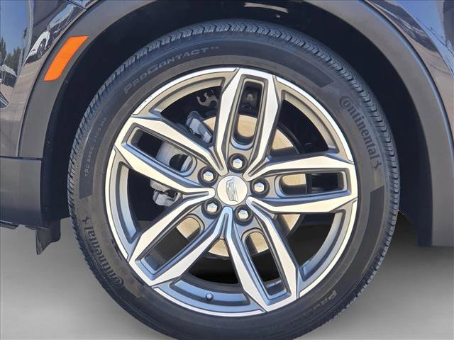 Used 2023 Cadillac XT4 Sport w/ Cold Weather Package image 9