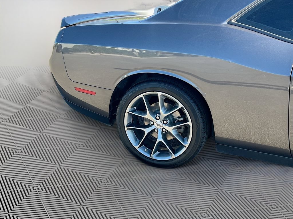 Used 2022 Dodge Challenger GT RWD image 26