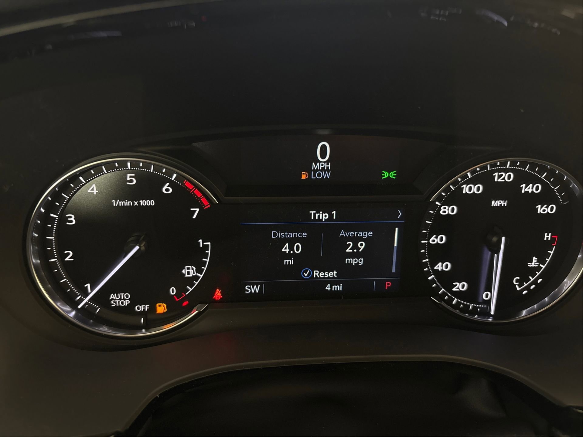 New 2025 Cadillac XT5 Luxury image 18