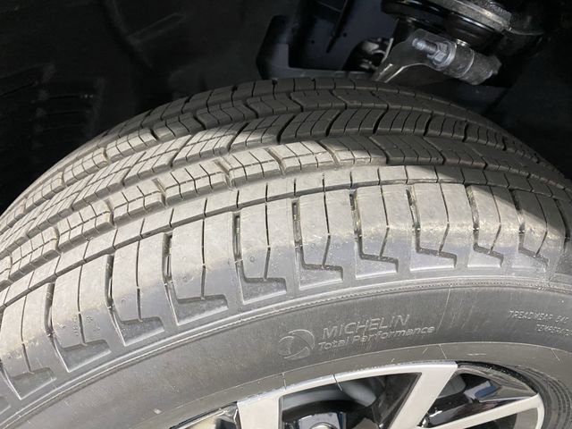 New 2025 Jeep Grand Cherokee Limited w/ Trailer Tow Package image 40