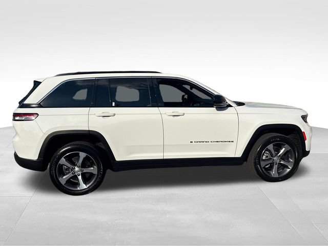 Used 2024 Jeep Grand Cherokee Limited 4xe AWD/4WD image 6