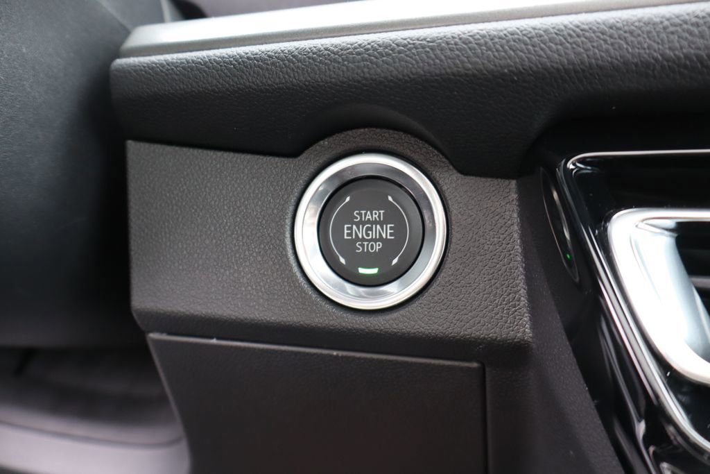 New 2026 Chevrolet Traverse LT w/ Sun and Wheel Package image 17