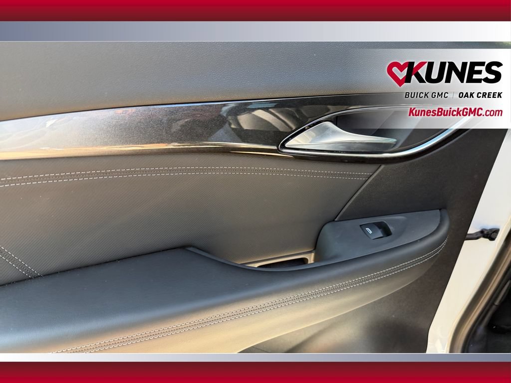 Used 2024 Buick Envision Preferred AWD/4WD image 17