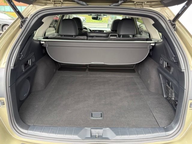 Used 2025 Subaru Outback Onyx Edition AWD/4WD image 26