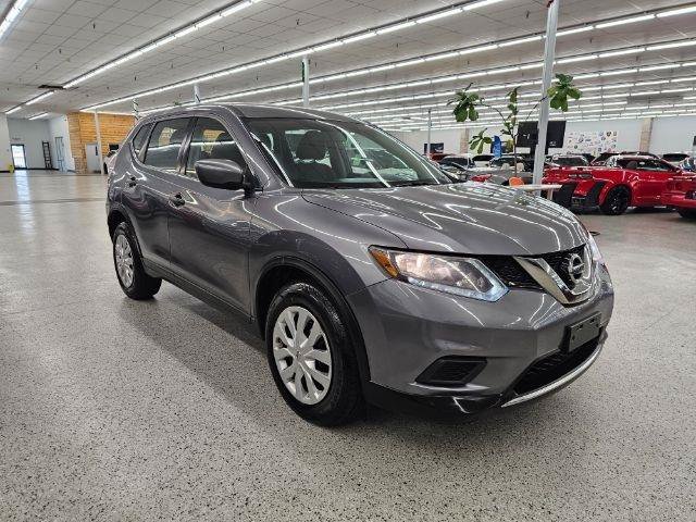 Used 2016 Nissan Rogue S AWD/4WD image 4