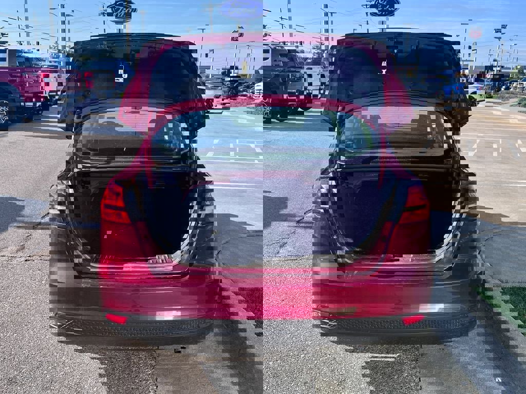 Used 2016 Ford Focus SE FWD image 13