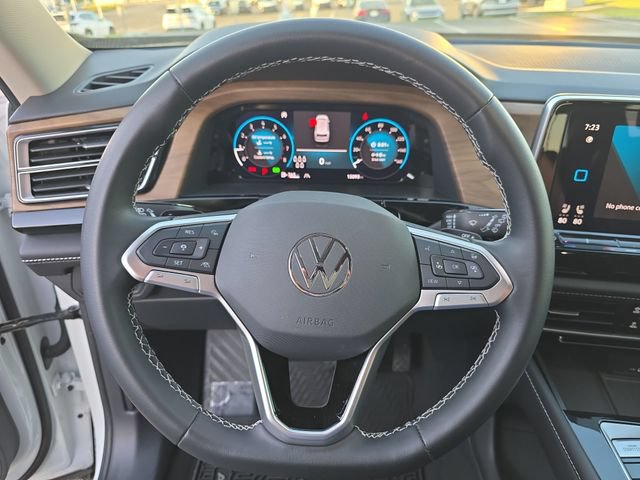 Used 2024 Volkswagen Atlas SE FWD image 15