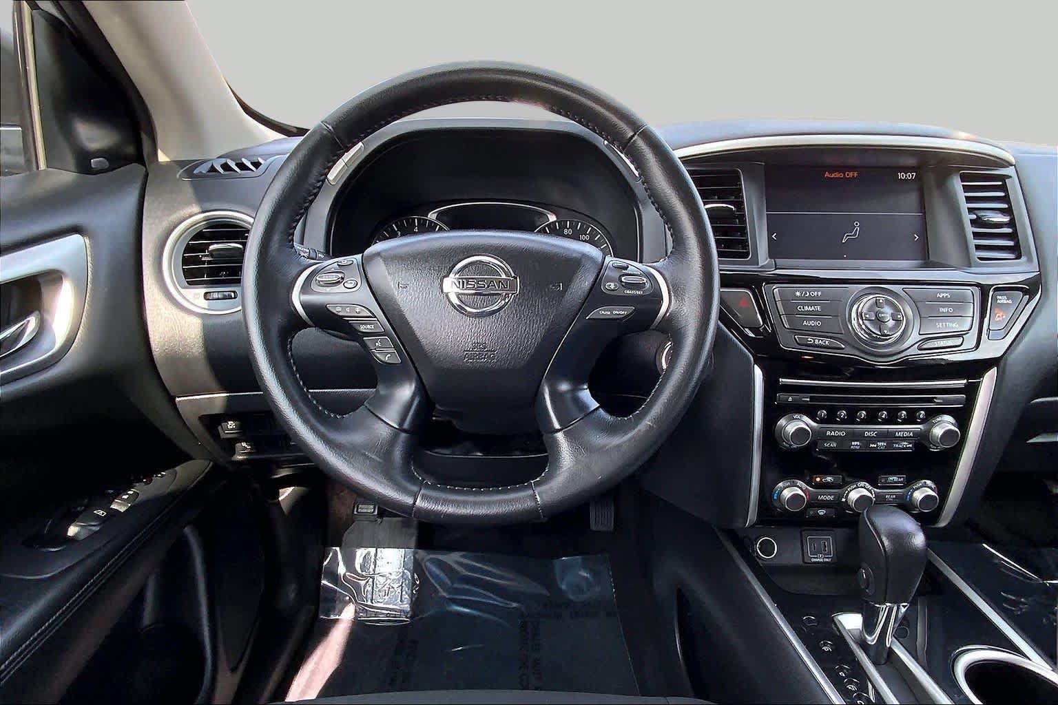 Used 2019 Nissan Pathfinder SV AWD/4WD image 5