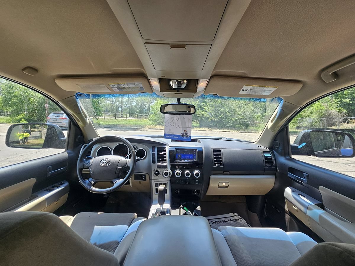 Used 2008 Toyota Sequoia SR5 AWD/4WD image 46